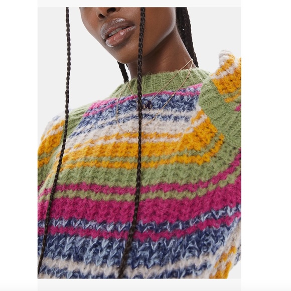 NWT $325 MOTHER Puff Sleeve Alpaca Blend Crop Sweater in size Medium! - Picture 5 of 5